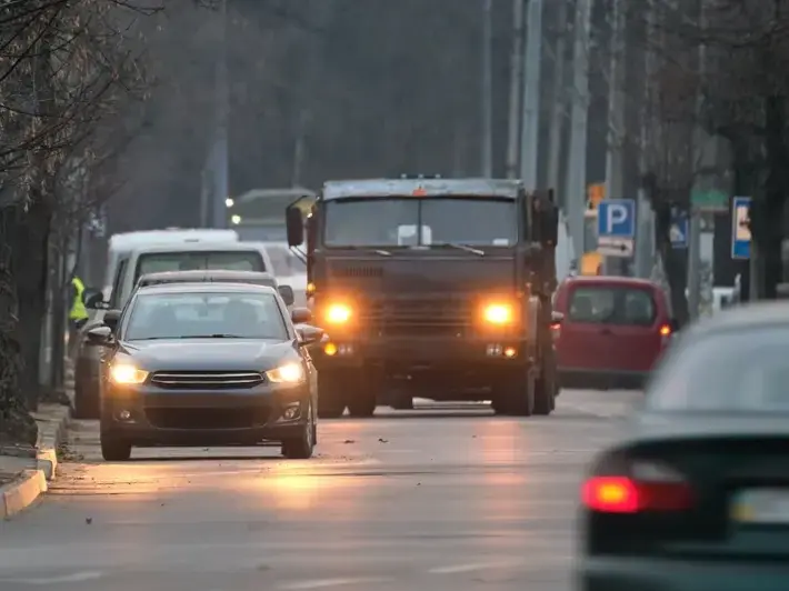 Tempe illegal left turn accident attorney reviewing crash evidence near Mill Avenue District